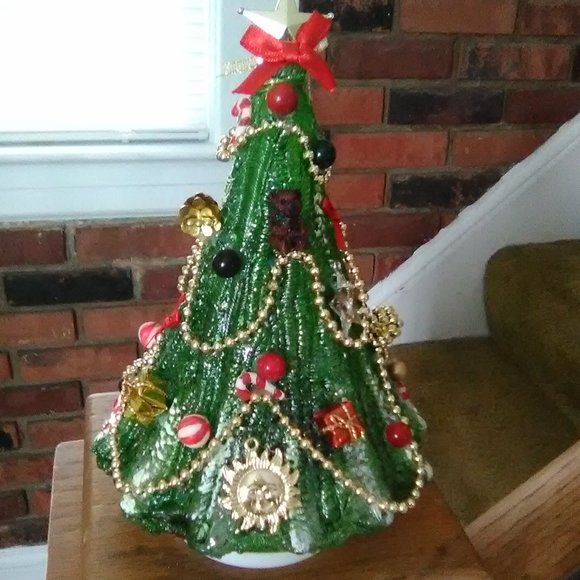 Musical Christmas Tree Collectible - Picture 5 of 5